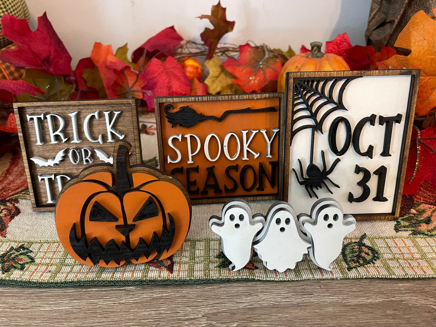 Halloween Tier Tray Set