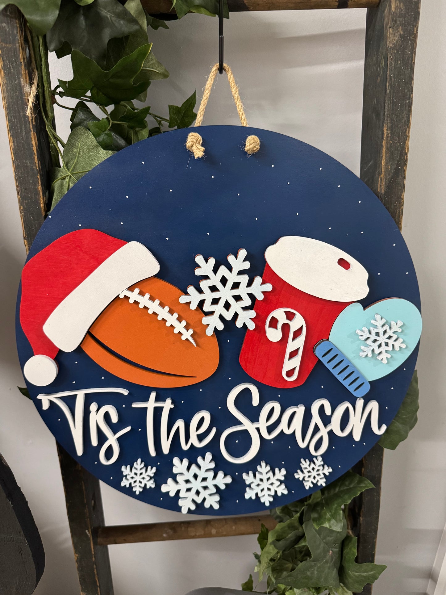 Tis the Season Christmas Round Sign