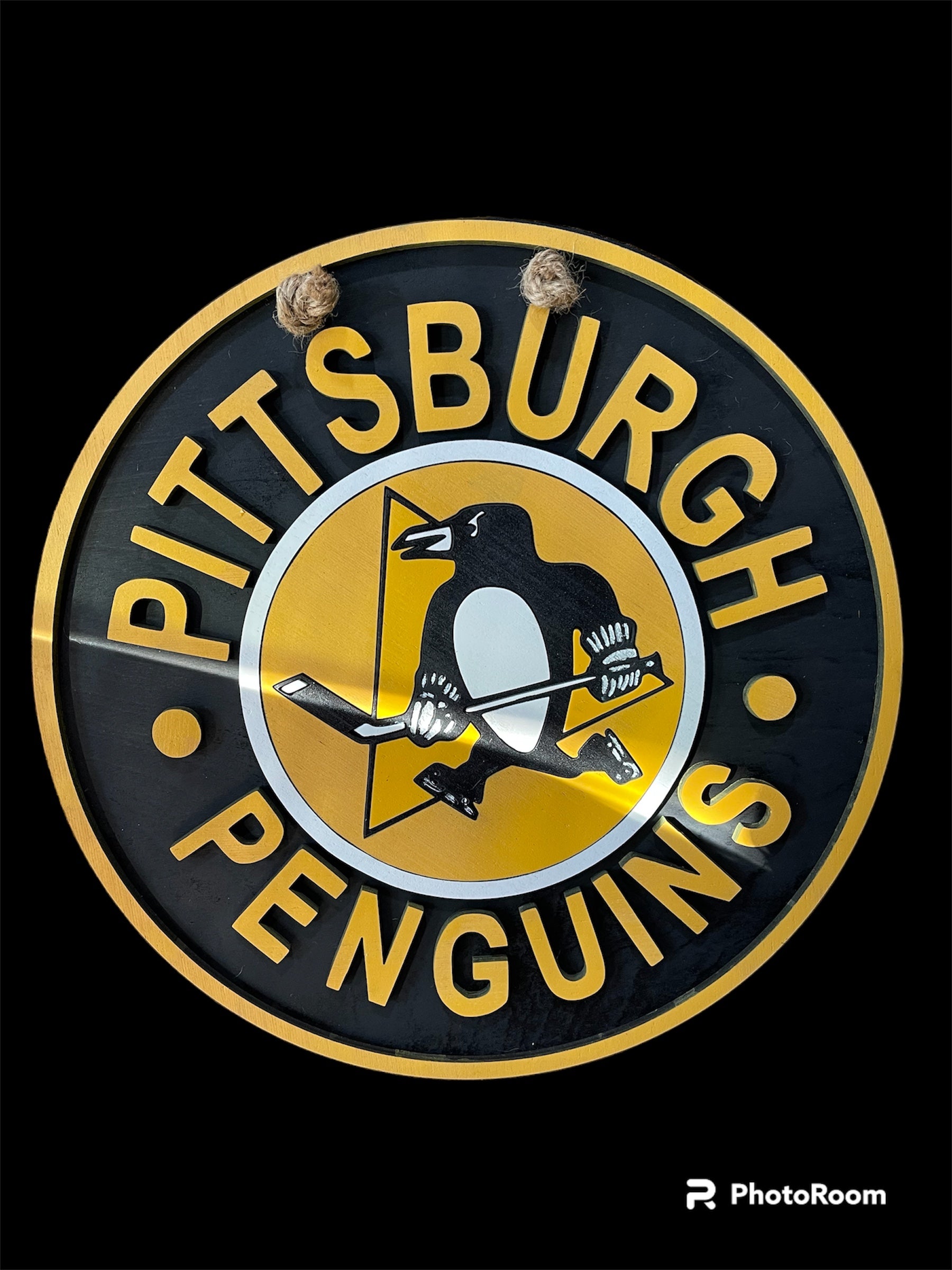 Pittsburgh Penguins Round Sign – Nailed It Wood Projects